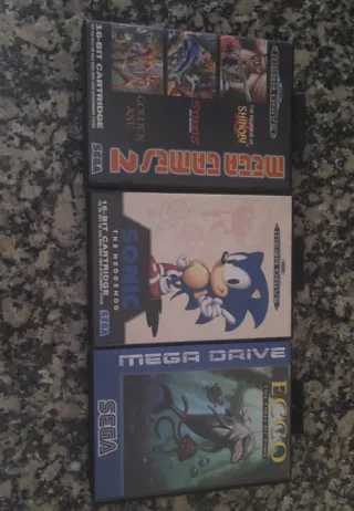 Sega Mega Drive + 6 juegos + 2 mandos