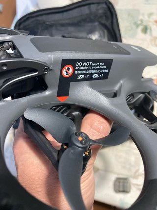 Dron DJI Avata 2 Vuela más.