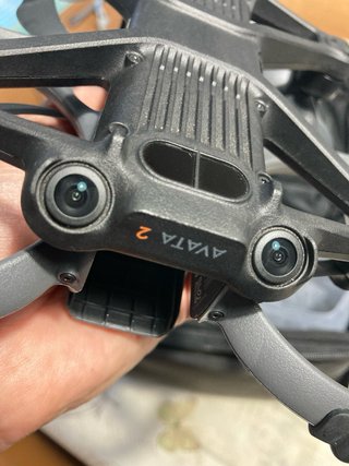 Dron DJI Avata 2 Vuela más.