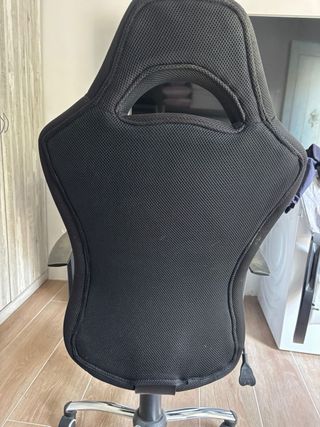 Silla de escritorio ergonómica negra