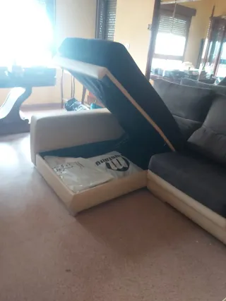 Sofá chaise longue tela beige y marrón