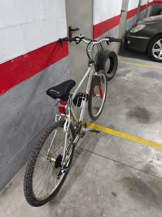Bicicleta GT, Aluminio 700 Force