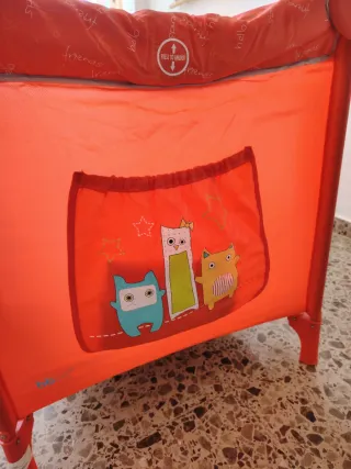 Cuna de viaje plegable