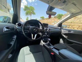 Mercedes-Benz Clase B200