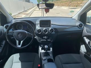Mercedes-Benz Clase B200