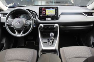 Toyota Rav4 2.5l 220H Business
