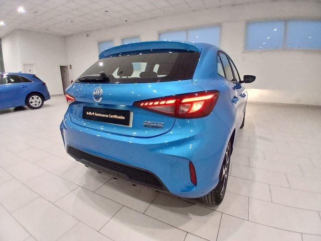MG MG3 Hybrid+ Standard 143 kW (195 CV)