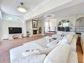 Chalet en alquiler en El Faro de Calaburra - Chaparral en Mijas