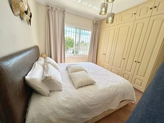Chalet en alquiler en El Faro de Calaburra - Chaparral en Mijas