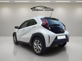 Toyota Aygo X Cross 1.0 VVT-I Play 53 kW (72 CV)