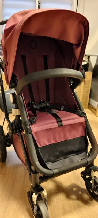 Carrito Bugaboo Camaleón color berenjena