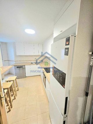 Piso en alquiler en Bola de Oro - Serrallo en Granada