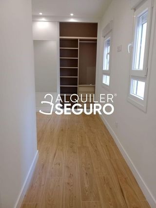 Piso en alquiler en Pueblo Nuevo en Madrid
