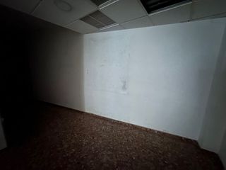 Local comercial en alquiler en Lucena