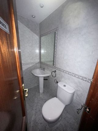 Local comercial en alquiler en Lucena