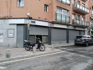 Local comercial en alquiler en Creu de Barberà en Sabadell