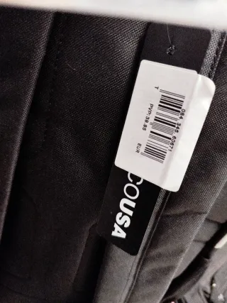 Mochila DC Shoes Negra y Multicolor