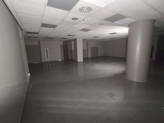 Local comercial en alquiler en La Nova Esquerra de l'Eixample en Barcelona