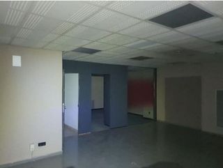 Local comercial en alquiler en La Nova Esquerra de l'Eixample en Barcelona