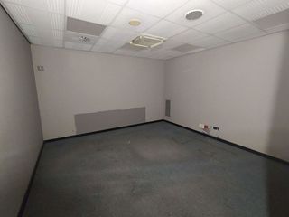 Local comercial en alquiler en La Nova Esquerra de l'Eixample en Barcelona