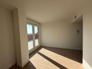 Ático en alquiler en Ensanche de Vallecas - Valdecarros en Madrid