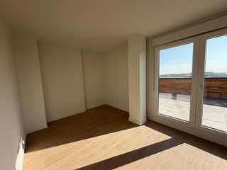 Ático en alquiler en Ensanche de Vallecas - Valdecarros en Madrid