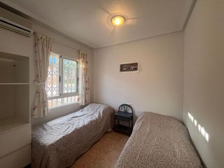 Casa adosada en alquiler en Torrelamata - La Mata en Torrevieja