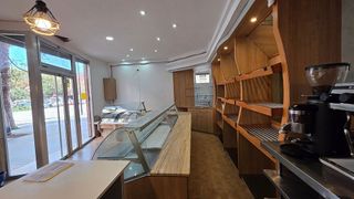 Local comercial en alquiler en La Llum en Valencia