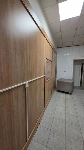 Local comercial en alquiler en La Llum en Valencia