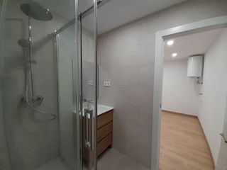 Oficina en alquiler en La Torrassa en Hospitalet de Llobregat, L´