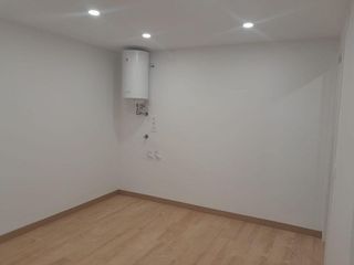 Oficina en alquiler en La Torrassa en Hospitalet de Llobregat, L´