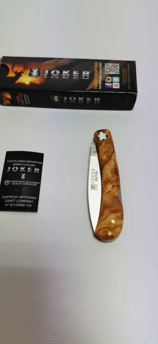 Navaja Joker Breton madera olivo