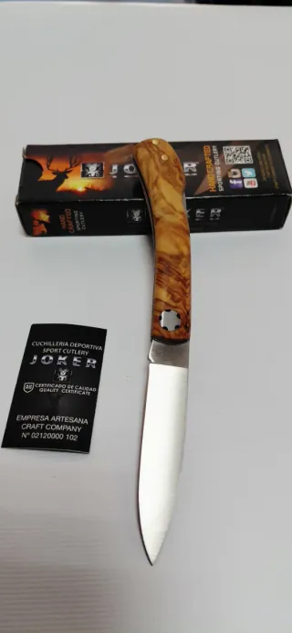 Navaja Joker Breton madera olivo