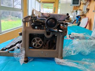 Máquina de escribir Underwood antigua