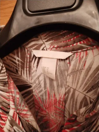 Camisa H&M Estampado Hojas