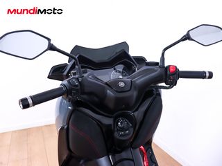 YAMAHA X-MAX 300 TECH MAX