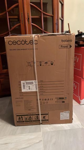 Cecotec Bolero C Congelador Vertical 87L