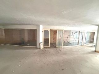 Local comercial en alquiler en Binéfar
