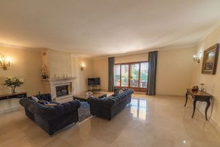 Chalet en alquiler en Elviria en Marbella