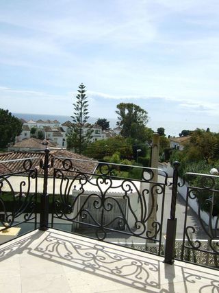 Chalet en alquiler en Elviria en Marbella