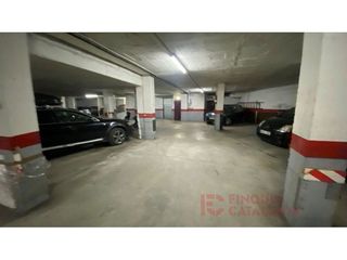 Garaje en venta en Veinat en Salt