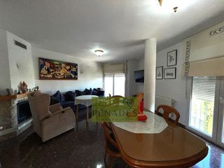 Casa adosada en venta en Ontinyent