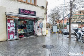 Local comercial en venta en El Carmel en Barcelona