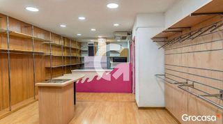 Local comercial en venta en El Carmel en Barcelona
