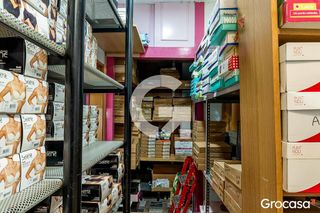 Local comercial en venta en El Carmel en Barcelona