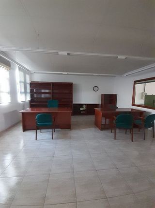 Nave industrial en alquiler en Almansa