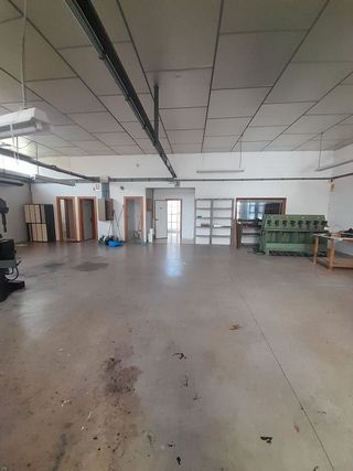 Nave industrial en alquiler en Almansa