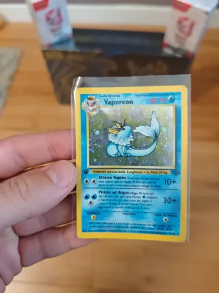 Pokémon Mega Charizard X & Y Box + Carte