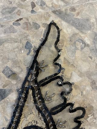 Cuello encaje pasamanería antiguo