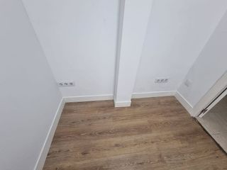 Local comercial en alquiler en Los Remedios en Sevilla